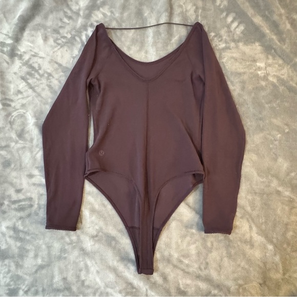 Lululemon Full Freedom Bodysuit
Black Cherry
#121 - Picture 3 of 6